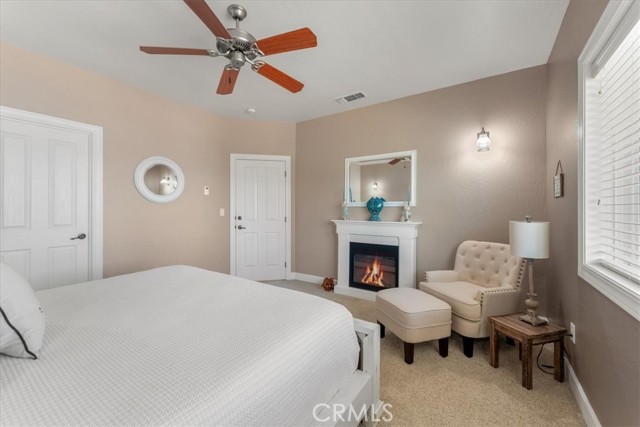 Detail Gallery Image 14 of 33 For 5326 Spearpoint, Weed,  CA 96094 - 4 Beds | 2/1 Baths