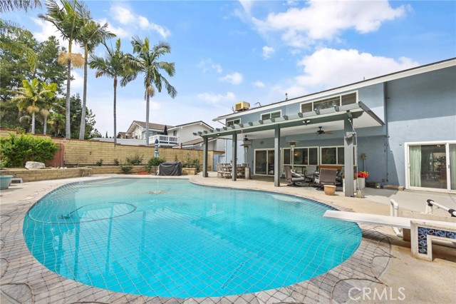 710 W Country Hills W Drive, La Habra CA: https://media.crmls.org/medias/1647b492-d792-424e-a156-eb046de558e0.jpg