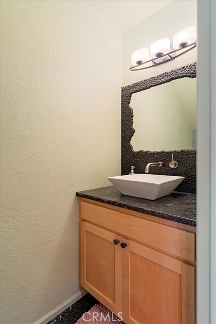 Detail Gallery Image 14 of 31 For 1422 Kingston, Mount Shasta,  CA 96067 - 2 Beds | 1/1 Baths