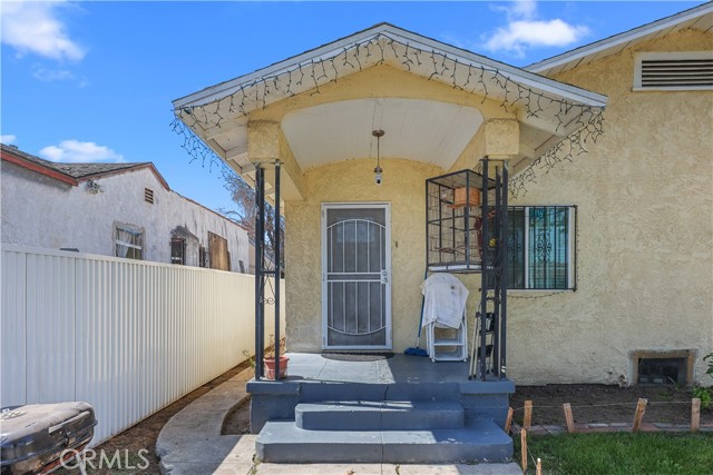 Detail Gallery Image 7 of 40 For 1220 W 92nd St, Los Angeles,  CA 90044 - 4 Beds | 2 Baths