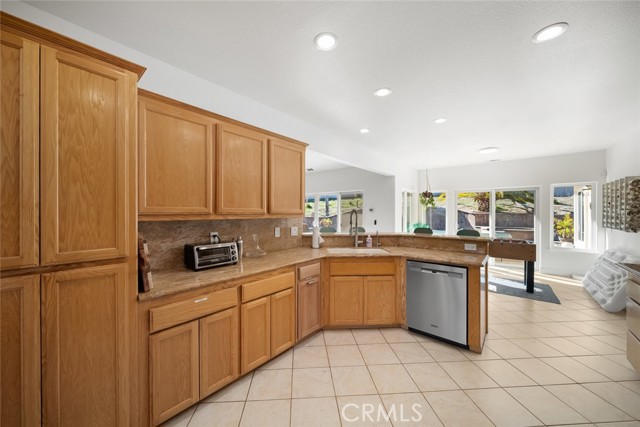 Detail Gallery Image 12 of 59 For 2700 Ardilla Road, Atascadero,  CA 93422 - 4 Beds | 3/1 Baths