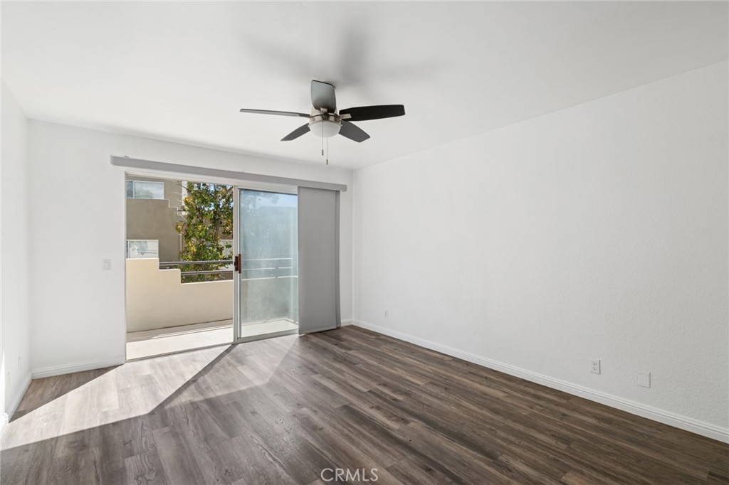 MLS #OC25223510 image #11