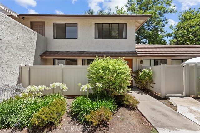 Detail Gallery Image 4 of 43 For 1184 Landsburn Cir, Westlake Village,  CA 91361 - 2 Beds | 1 Baths