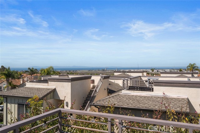 Detail Gallery Image 44 of 56 For 1807 Coastal Way, Costa Mesa,  CA 92627 - 2 Beds | 2/2 Baths