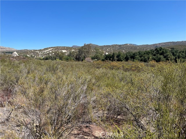 Detail Gallery Image 26 of 26 For 35010 Willow Creek Rd., Hemet,  CA 92544 - – Beds | – Baths