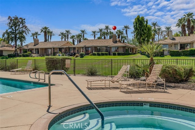 Detail Gallery Image 34 of 43 For 286 Castellana, Palm Desert,  CA 92260 - 3 Beds | 2 Baths