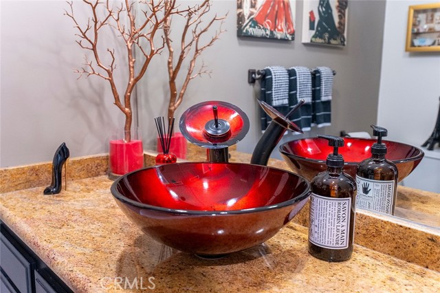 18200 Sandringham Court, Porter Ranch CA: https://media.crmls.org/medias/164ab8e3-87f1-4bc7-8c54-1244d10df0a0.jpg