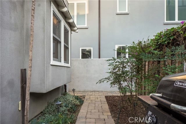 Detail Gallery Image 32 of 44 For 1113 W Balboa Bld, Newport Beach,  CA 92661 - 3 Beds | 2 Baths