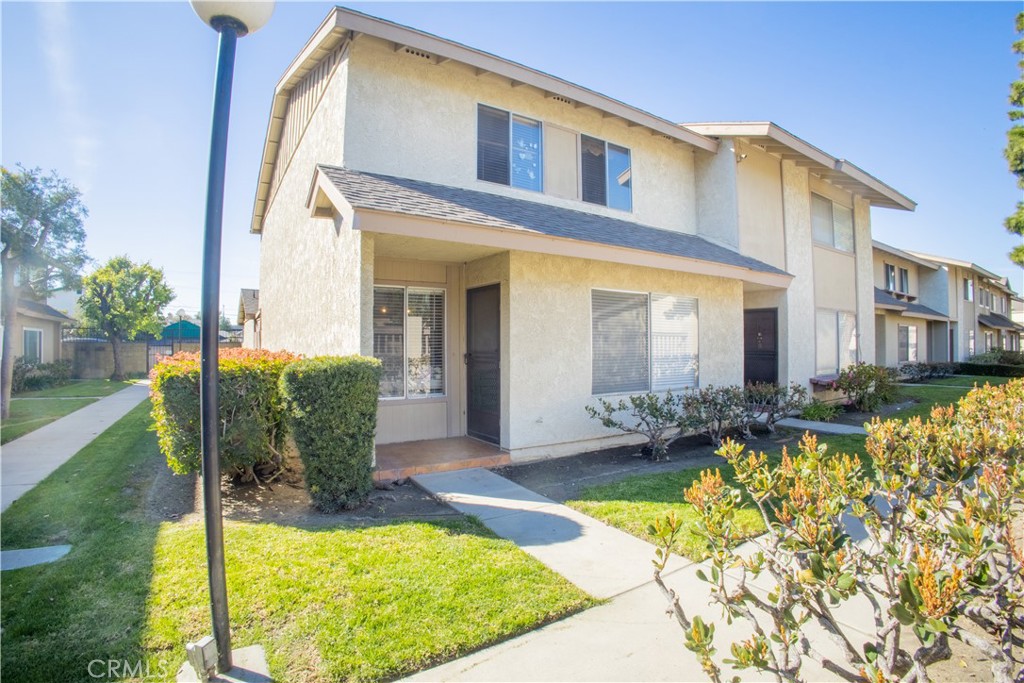 5950 Imperial Highway 51, South Gate, CA 90280