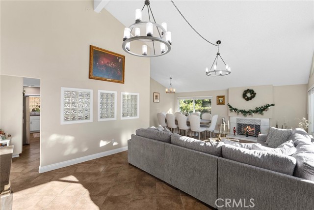 Detail Gallery Image 13 of 66 For 17350 Angelaine Way, Granada Hills,  CA 91344 - 4 Beds | 2 Baths