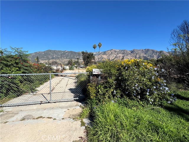 Detail Gallery Image 2 of 9 For 397 W Mendocino, Altadena,  CA 91001 - – Beds | – Baths