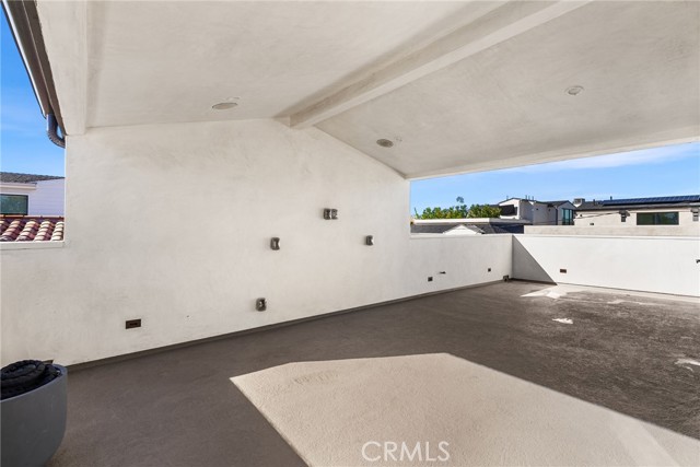 Detail Gallery Image 43 of 59 For 319 .5 Jasmine, Corona Del Mar,  CA 92625 - 3 Beds | 3/1 Baths