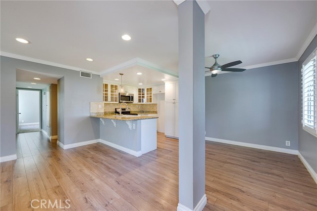Detail Gallery Image 16 of 44 For 5812 Old Village Rd #212,  Yorba Linda,  CA 92887 - 3 Beds | 2 Baths