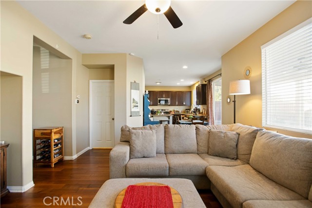 Detail Gallery Image 21 of 64 For 3866 Obsidian Rd, San Bernardino,  CA 92407 - 4 Beds | 2/1 Baths