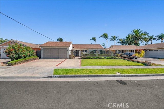 6092 Ivory Circle, Huntington Beach, CA 92647