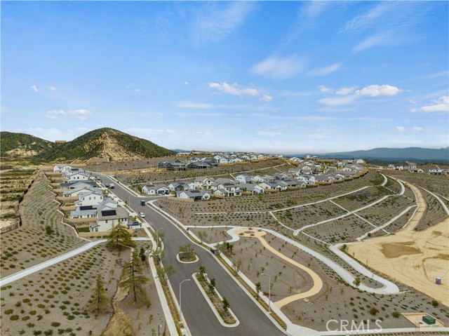 28528 Wildflower Terrace, Castaic CA: https://media.crmls.org/medias/164e6bc0-e2ee-4956-9bac-8a541b64422e.jpg