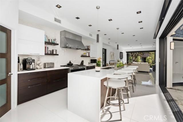 Detail Gallery Image 16 of 50 For 605 Marigold Ave, Corona Del Mar,  CA 92625 - 4 Beds | 5 Baths