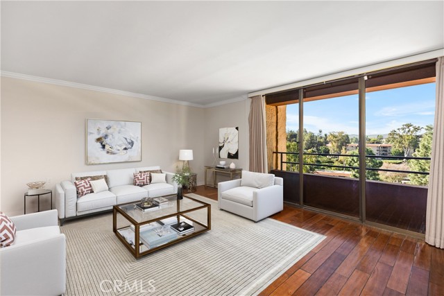 24055 Paseo Del Lago, Laguna Woods CA: https://media.crmls.org/medias/164f5968-d162-48d8-a98f-bba8dd9b3acc.jpg