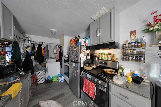 Detail Gallery Image 15 of 32 For 3218 Euclid, Lynwood,  CA 90262 - – Beds | – Baths