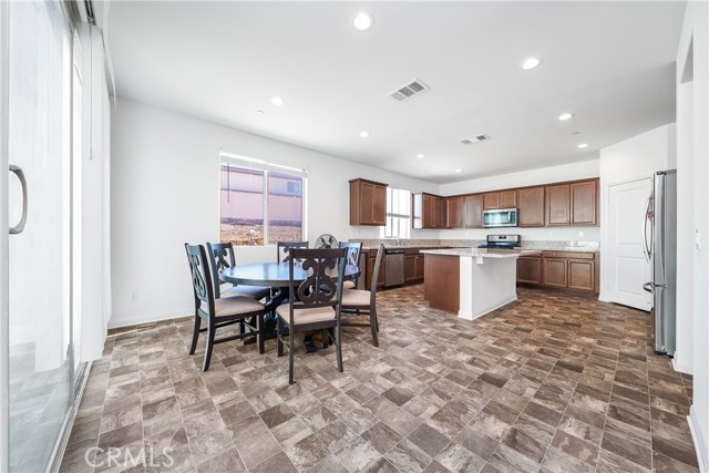 33056 saint emilion, Winchester CA: https://media.crmls.org/medias/1651ba31-1610-4c5c-a81a-fd8e49e64206.jpg