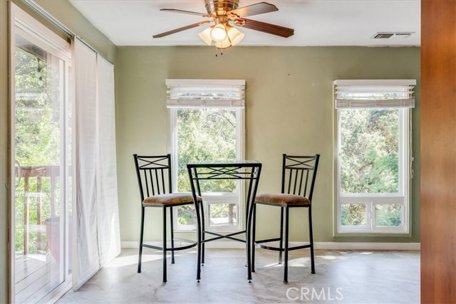 5200 Ardilla Avenue, Atascadero CA: https://media.crmls.org/medias/1651c988-b566-4faa-b150-8c32d479b447.jpg