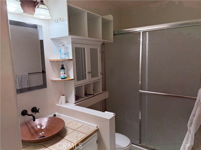 Detail Gallery Image 9 of 14 For 305 King Ct, Hemet,  CA 92543 - 2 Beds | 2 Baths