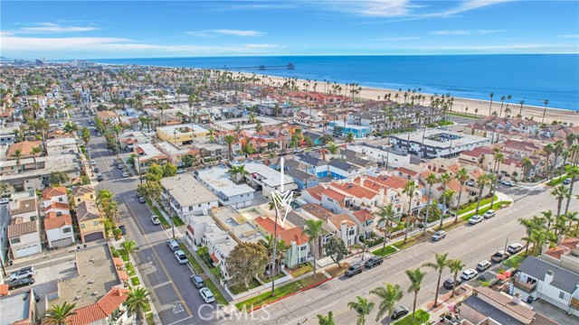 Detail Gallery Image 32 of 33 For 224 17th St, Huntington Beach,  CA 92648 - 4 Beds | 2/1 Baths