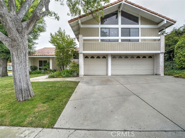 912 Brightstone Court, Westlake Village CA: https://media.crmls.org/medias/16539c79-b7a6-48b3-8f73-540caac473de.jpg