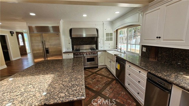 Detail Gallery Image 6 of 53 For 30014 via Victoria, Rancho Palos Verdes,  CA 90275 - 5 Beds | 4/1 Baths