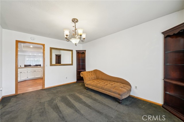 13319 Waco Ln, Apple Valley CA: https://media.crmls.org/medias/1654ae86-06b2-4958-aae9-428349bdc5b8.jpg