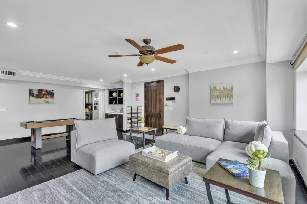 155 Cordova Street #203