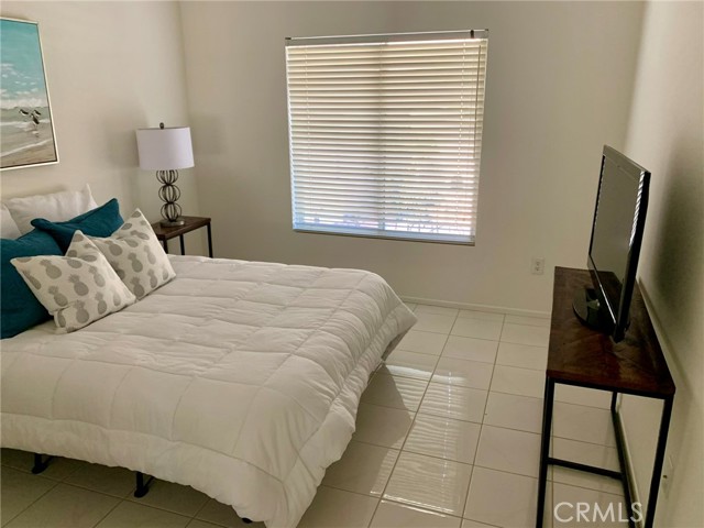 Image 11 of 23 For 78577 Waterfall Drive