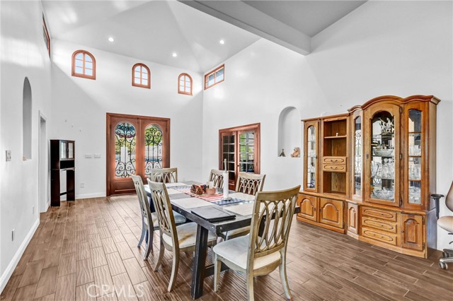 Detail Gallery Image 9 of 52 For 1048 S Willow, West Covina,  CA 91790 - 4 Beds | 3 Baths