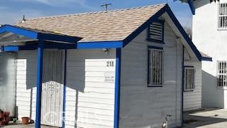 210 Kendall Avenue, San Bernardino CA: https://media.crmls.org/medias/16564ac8-1711-400b-bef8-446beb6c2076.jpg