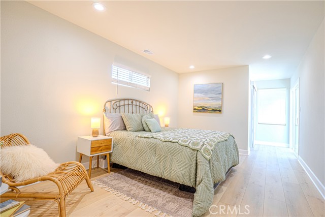 Detail Gallery Image 5 of 38 For 417 E 44th Way, Long Beach,  CA 90807 - 3 Beds | 2 Baths