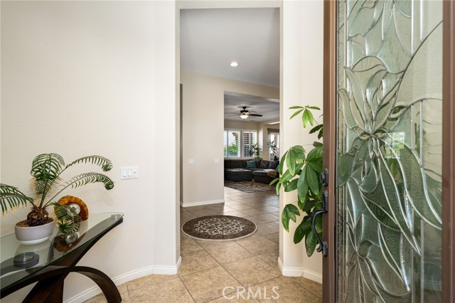 73810 Cezanne Drive, Palm Desert CA: https://media.crmls.org/medias/16575f99-8a7d-4d22-83e3-1034a248e3ae.jpg