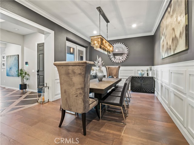Detail Gallery Image 16 of 65 For 22385 Midtown Ct, Saugus,  CA 91350 - 5 Beds | 4/1 Baths