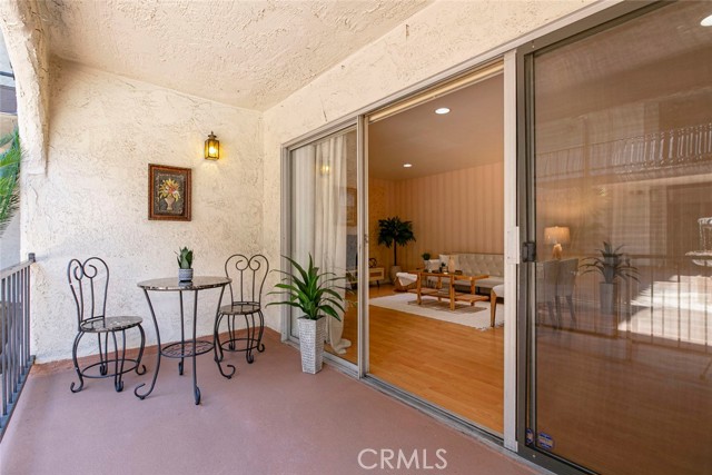 Detail Gallery Image 14 of 38 For 605 N Louise St #106,  Glendale,  CA 91206 - 2 Beds | 2 Baths