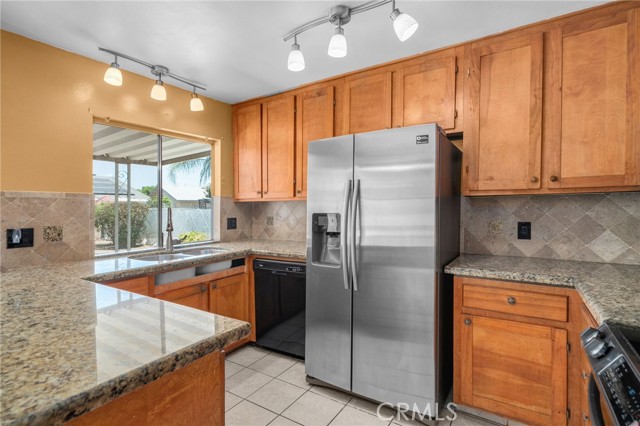 Detail Gallery Image 11 of 32 For 27650 Boston Dr, Menifee,  CA 92586 - 2 Beds | 2 Baths