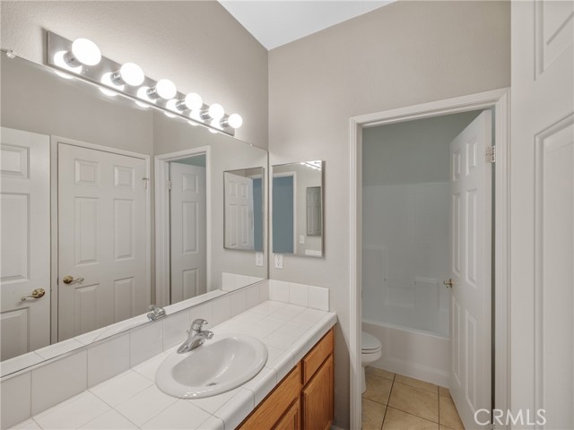 Detail Gallery Image 17 of 24 For 13340 Spring Valley Parkway #D,  Victorville,  CA 92395 - 2 Beds | 2 Baths