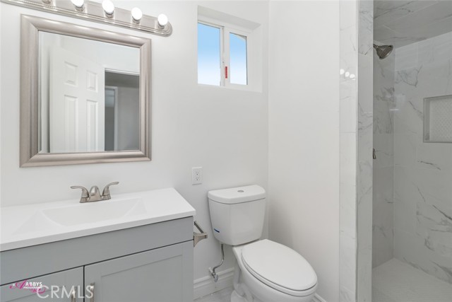 Detail Gallery Image 11 of 20 For 3813 Miami St, Bakersfield,  CA 93306 - 4 Beds | 2 Baths