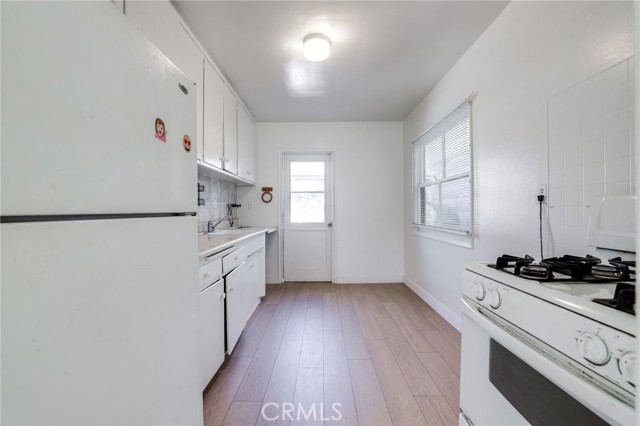 Detail Gallery Image 7 of 15 For 8075 Yorktown, Huntington Beach,  CA 92646 - 2 Beds | 1 Baths