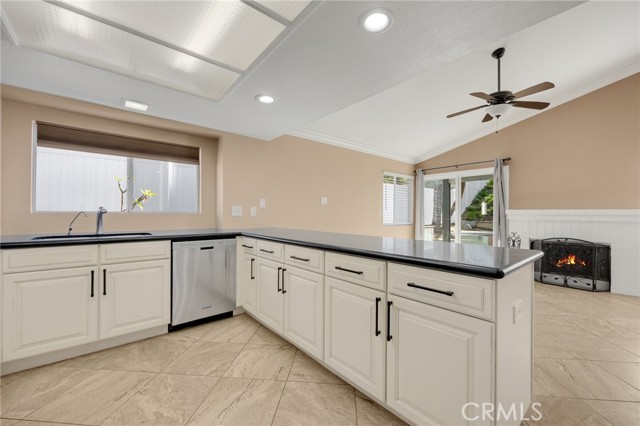 Detail Gallery Image 26 of 46 For 3214 Sagewood Ln, Corona,  CA 92882 - 3 Beds | 2 Baths