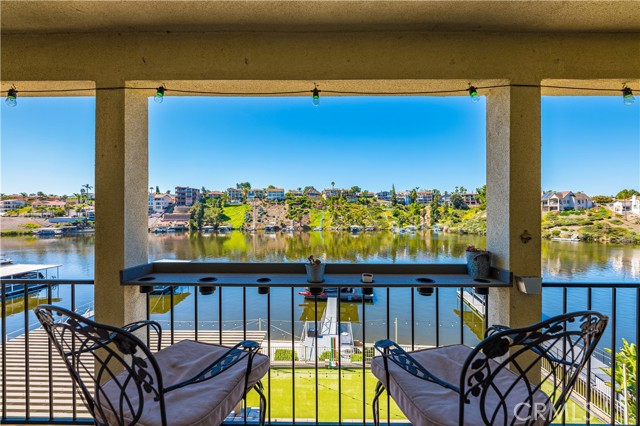 Detail Gallery Image 16 of 71 For 22601 Blue Teal, Canyon Lake,  CA 92587 - 3 Beds | 2/2 Baths