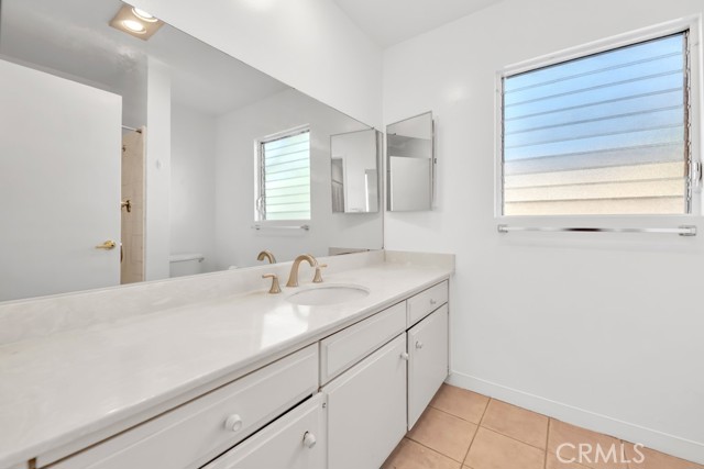 Detail Gallery Image 23 of 50 For 8100 Canby Ave #4,  Reseda,  CA 91335 - 2 Beds | 2 Baths