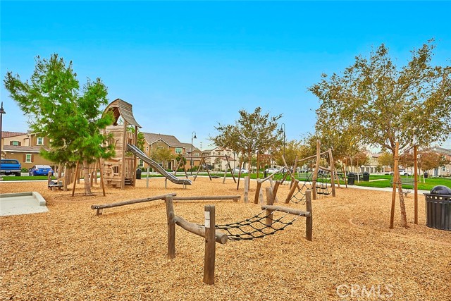 165dd2ec 3833 4382 B118 21d9ccef7140