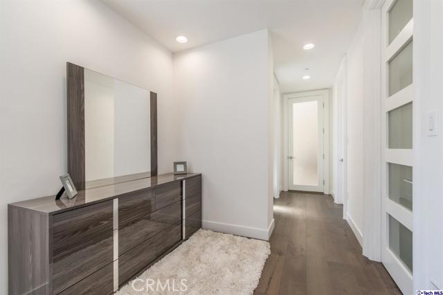 4 Bed Home for Sale in Los Angeles, California