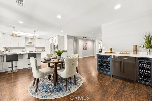 4002 E Greenwood Avenue, Orange CA: https://media.crmls.org/medias/165de6c7-3f58-4a45-a646-57b611452910.jpg