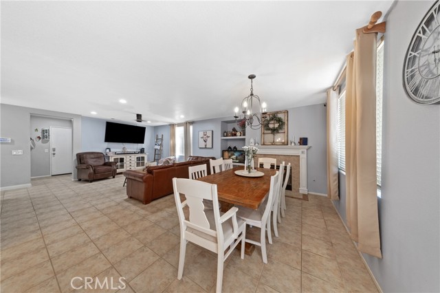 44785 Corte Sanchez, Temecula CA: https://media.crmls.org/medias/165e195e-ced9-4b3c-8202-f9577fef6689.jpg