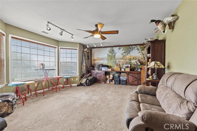 Detail Gallery Image 25 of 63 For 58 Tribulation, Oroville,  CA 95966 - 3 Beds | 3/1 Baths